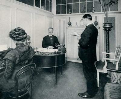 Sr. Sandow, Atendendo à Correspondência de Seus Dias, c1898 de Unbekannt