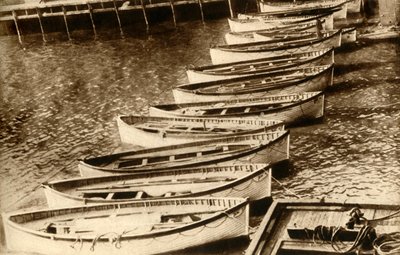 Evidência muda de tragédia: tudo o que restou do maior navio do mundo, 1912, 1933. de Unbekannt