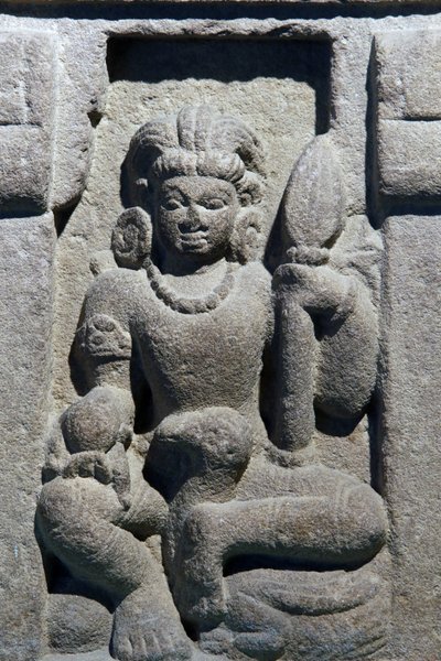 Museu Nacional da Índia, Nova Deli. Karttikeya. Gupta, século VI d.C., Varanasi (Uttar Pradesh). Pedra. Detalhe. Índia. de Unbekannt
