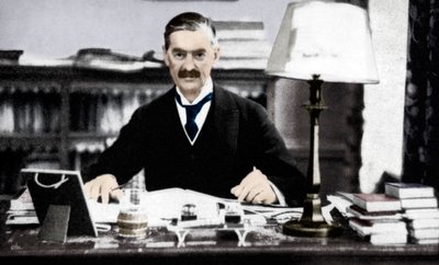 Neville Chamberlain 1869-1940, primeiro ministro britânico, c1930s 1936 de Unbekannt