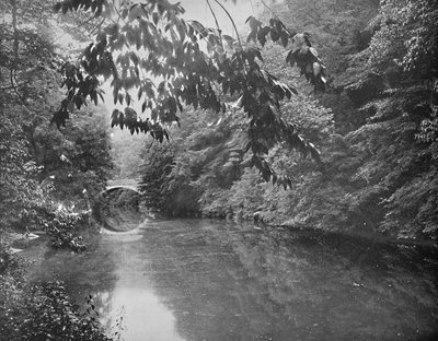 Em Wissahickon Creek, Fairmount Park, Filadélfia, c1897. de Unbekannt