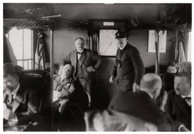 Compartimento de passageiros de um Zeppelin, Lago Constança, Alemanha, c1909-1933 1933 de Unbekannt