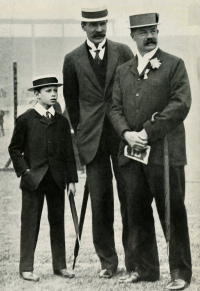 Príncipe Albert com seu tutor e Lord Desborough, 1908, 1947. de Unbekannt