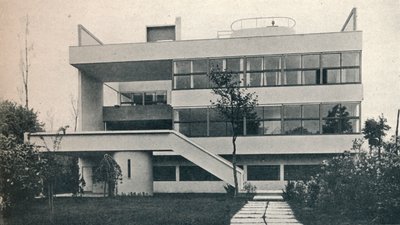 Casa particular em Garches, perto de Paris: Garden Front. Arquitetos, Le Corbusier e Pierre Jeanneret, de Unbekannt