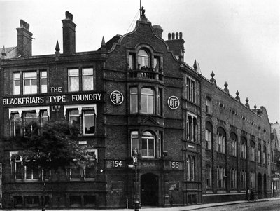 Progresso na tipografia - The Blackfriars Type Foundry, 1909. de Unbekannt