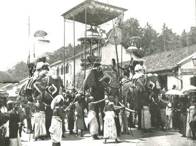 Procissão religiosa, Colombo, Ceilão, 1895. de Unbekannt