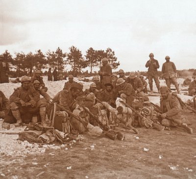Parada para descanso, Champagne, norte da França, c1914-c1918 de Unbekannt