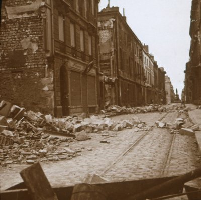 Rue Cérès, Reims, norte da França, c1914-c1918. de Unbekannt