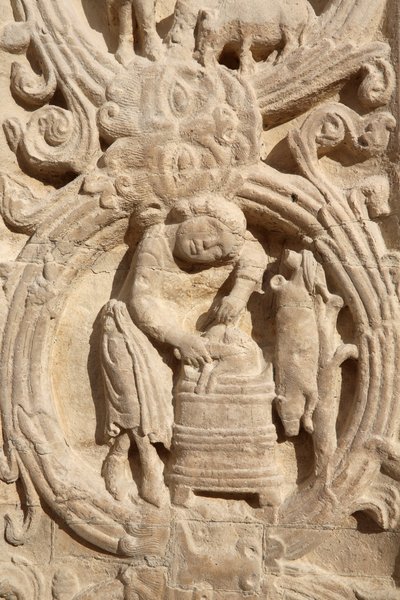 Basílica de Saint Denis. Portal central. Calendário agrícola, 20150919, Saint-Denis, França de Unbekannt