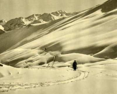 Esquiar no Upper Schlossalm, perto de Bad Hofgastein, Áustria, c1935. de Unbekannt
