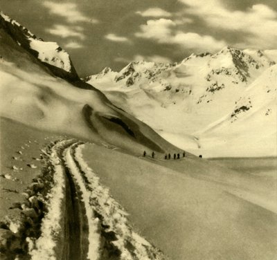 Esqui na geleira Alpeiner Ferner nos Alpes Stubai, Áustria, c1935. de Unbekannt