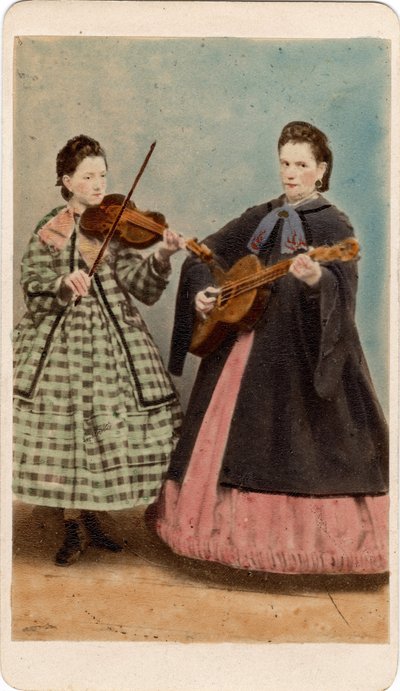 Pequeno metier: retrato de músicos na guitarra e no violino, Veneza. Século XIX Imprimir em papelão Dim. 10,5x6 cm de Unbekannt