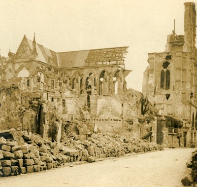 Catedral de Soissons, Soissons, norte da França, c1914-c1918. de Unbekannt