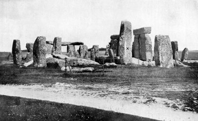 Stonehenge após a restauração, c1920 de Unbekannt