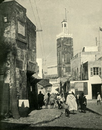 Cena da rua em Tânger, mostrando a mesquita, 1902. de Unbekannt