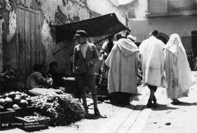 Cena de rua, Casablanca, Marrocos, c1920s-c1930s de Unbekannt