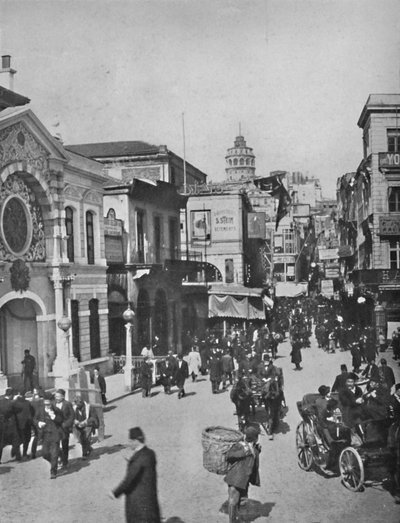 Vista da rua em Galata do fim da ponte, Constantinopla, 1913 de Unbekannt