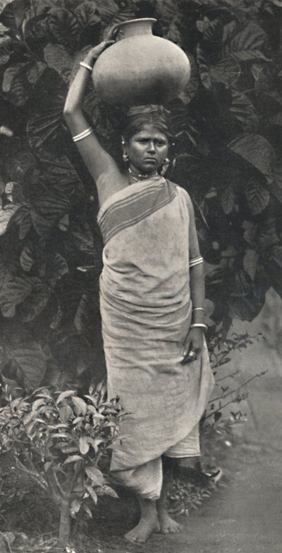 Tamulin coletando água, 1926 de Unbekannt