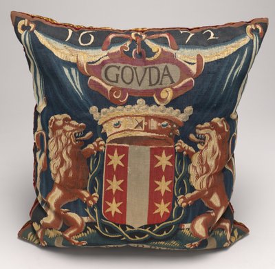 Almofada coberta de tapeçaria, c. 16751725. de Unbekannt
