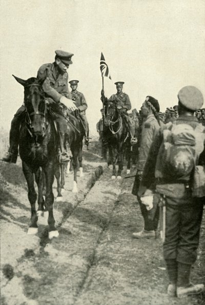 O marechal-de-campo agradecendo suas tropas, 1919. de Unbekannt