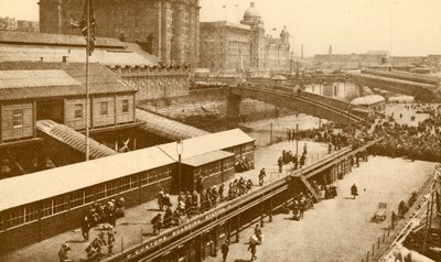 O Grande Estágio de Pouso Flutuante em Liverpool, c1930. de Unbekannt