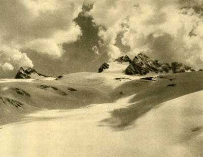 A geleira Hallstätter, montanhas Dachstein, Alta Áustria, c1935. de Unbekannt