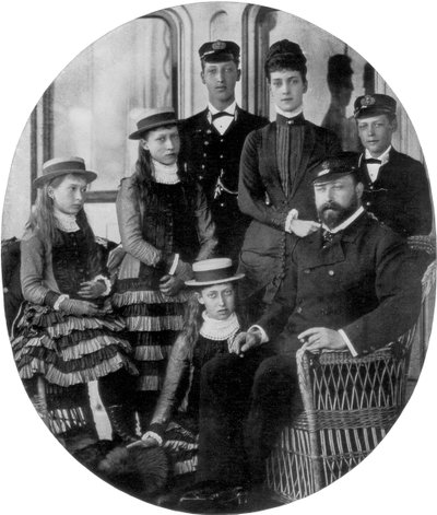 O príncipe e a princesa de Gales com sua família a bordo do iate real, século 1910 de Unbekannt