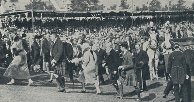 A família real na Escócia, c1930, 1937. de Unbekannt