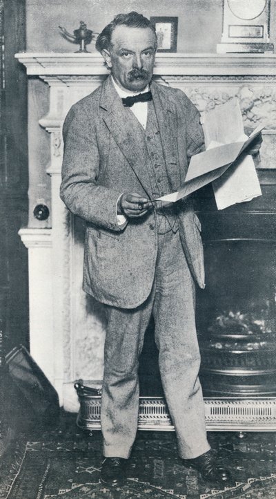 The Rt. Hon. David Lloyd George, deputado, chanceler do Tesouro, c1914 de Unbekannt