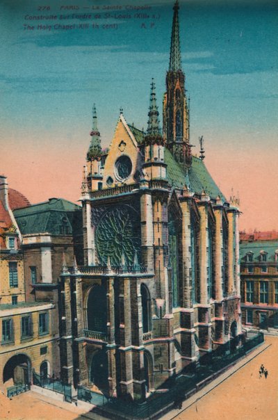 A Capela Santa de Sainte-Chapelle, Paris, c1920 de Unbekannt