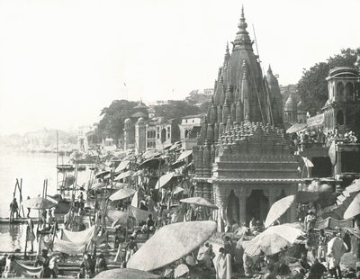 A lagoa de Vishnu e Ghat, Benares, Índia, 1895. de Unbekannt