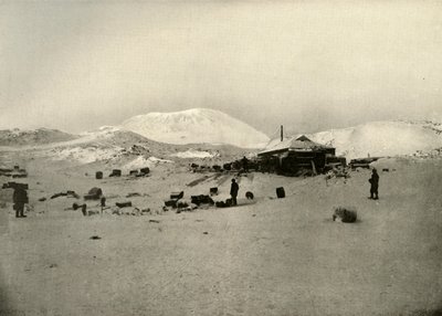 Os quartos de inverno. Com o Monte Erebus em segundo plano, c1908, 1909 de Unbekannt