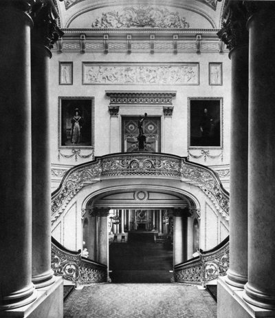 A grande escadaria no Palácio de Buckingham, Londres, 1935 de Unbekannt