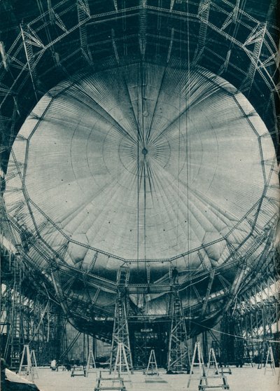 A estrutura interna do dirigível R101, c1929 c1937 de Unbekannt