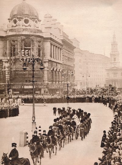A simplicidade comovente da última jornada do rei Georges por Londres, 1936 de Unbekannt