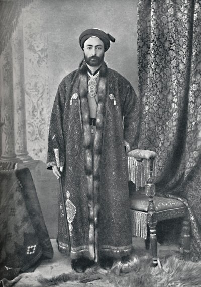 O oficial encarregado do santuário sagrado em Mashhad, Pérsia, 1902 de Unbekannt