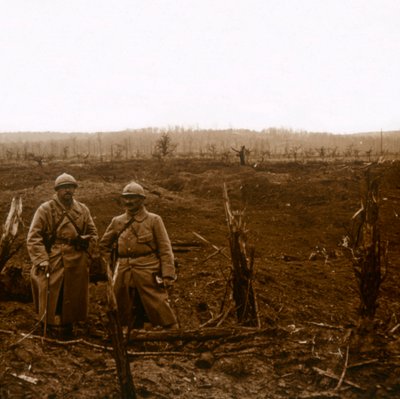 Em direção a La Malmaison, norte da França, c1914-c1918. de Unbekannt