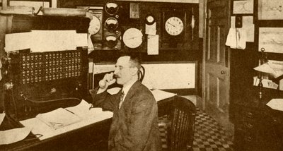 Escritório de Controladores de Tráfego, London Underground Railways, 1930. de Unbekannt