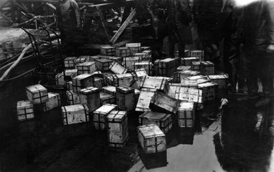 Transporte de 14.000.000 libras esterlinas no navio de guerra britânico HMS Malaya, 1940 de Unbekannt