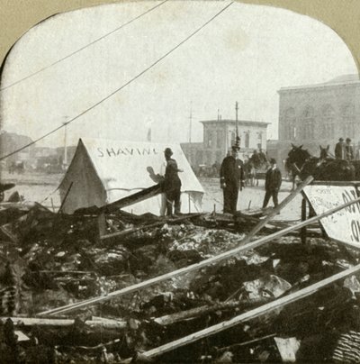 Verdadeiro grão - sinal de pintura de barbeiro na barraca esticada na calçada do antigo local, 1906. de Unbekannt