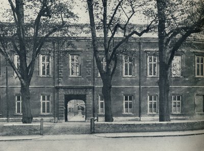 Escola superior, olhando completamente no pátio da escola, 1926 de Unbekannt