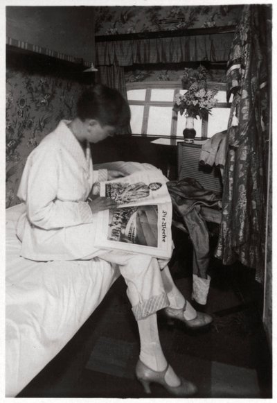 Vista de uma cabine de passageiros a bordo do Zeppelin LZ 127 Graf Zeppelin, 1933 de Unbekannt