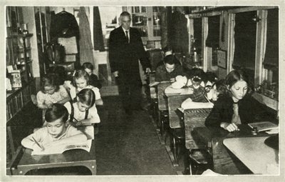 Quando a escola chega às crianças - as escolas itinerantes oferecem uma educação moderna de Unbekannt
