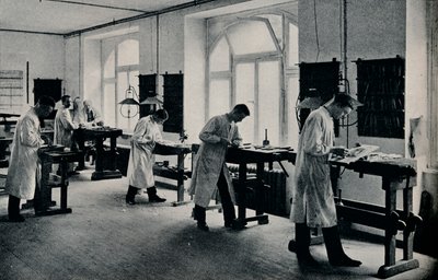 Oficina da escola técnica de Artes e Ofícios, Flensburg, Alemanha. c1908 de Unbekannt