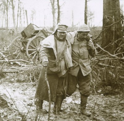 Soldado ferido, Verdun, norte da França, 1916 de Unbekannt