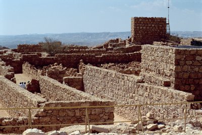 Restos do palácio fortaleza, construído por Herodes, o Grande (73-4 aC) c.37-31 aC de Unbekannt Unbekannt