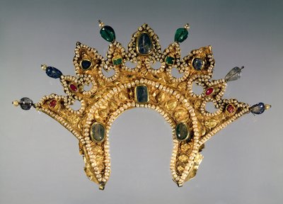 Diadema russo, ouro cravejado de pérolas e gemas semipreciosas, início do século XVII de Unbekannt Unbekannt