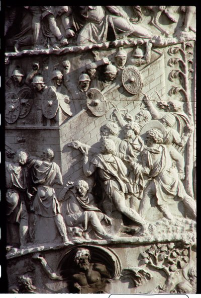 Coluna de Trajans, construída para celebrar a vitória sobre os Dacians, possivelmente projetada por Apolodoro de Damasco, 113 dC (detalhe) de Unbekannt Unbekannt