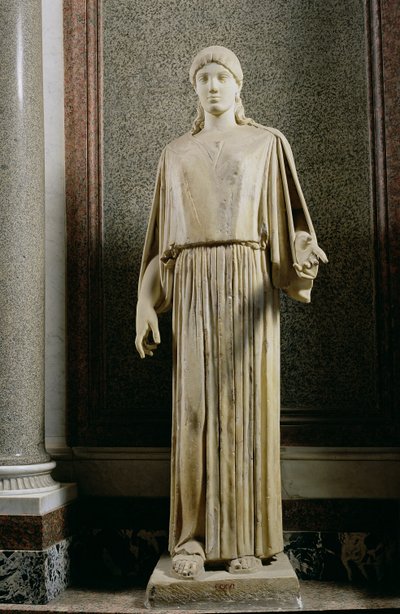 Figura feminina usando um peplos, grego (mármore) de Unbekannt