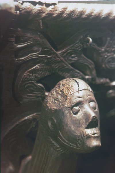 Cabeça de figura de um navio Viking Longship, século IX (madeira) de Unbekannt